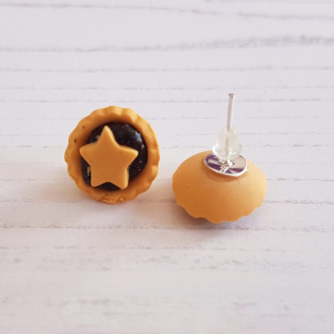 NEW VERSION Christmas Mince Pie stud earrings - Image 3