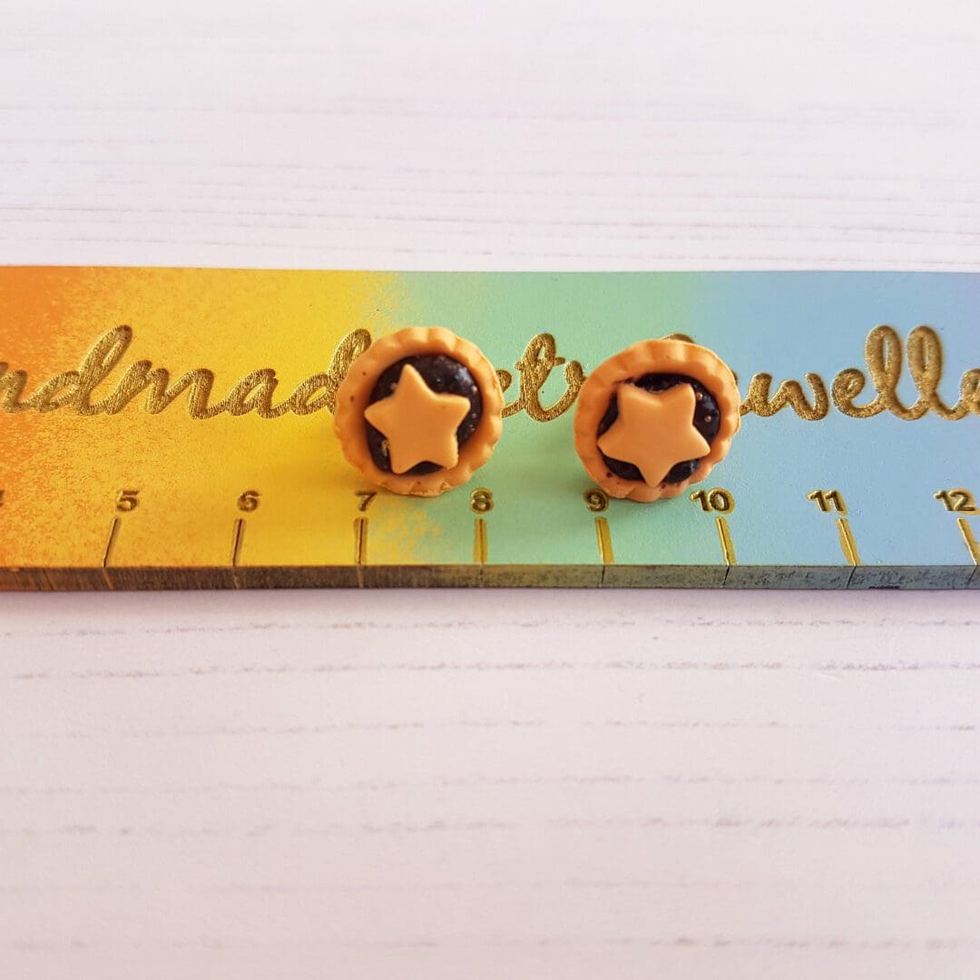 NEW VERSION Christmas Mince Pie stud earrings - Image 7