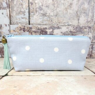 Blue spotty zipped pouch