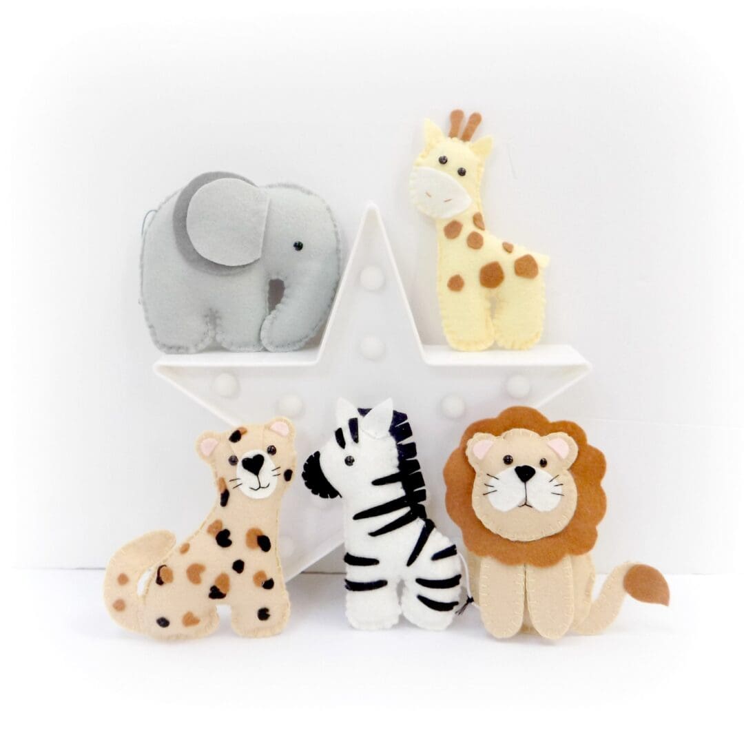 Sew your own felt Safari 5 garland. Sewing kit to make 5 decorations. - Image 2