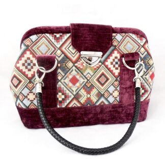 Geometric patterned handbag