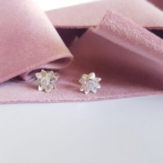 Handmade Silver "Bellflower" earrings