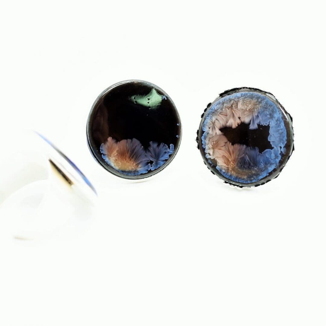 Porcelain statement ring, black & purple - Image 3