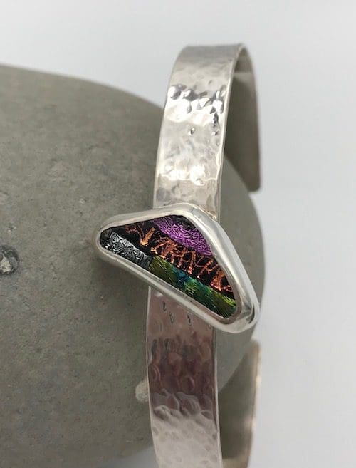 One of a kind hammered eco-silver bangle set with mosaic dichroic glass - Image 2