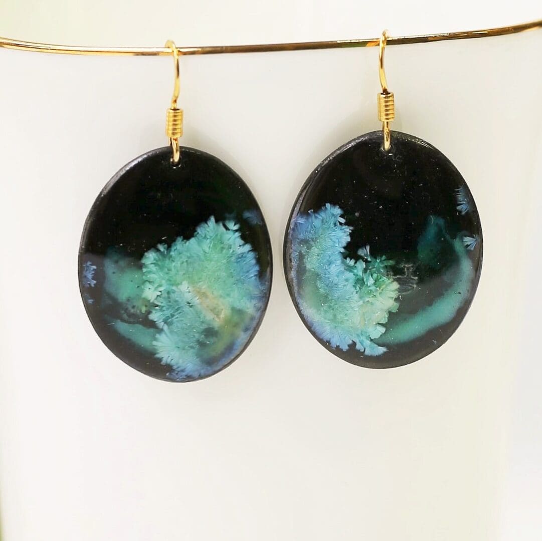 Porcelain drop earrings, black & light green - Image 7