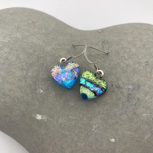Heart shaped dangly dichroic glass earrings - Image 4