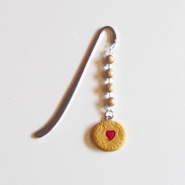 Rainbow cake slice / Jammy Biscuit / Iced Ring Biscuit Bookmark - Image 4