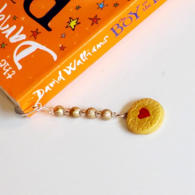 Rainbow cake slice / Jammy Biscuit / Iced Ring Biscuit Bookmark