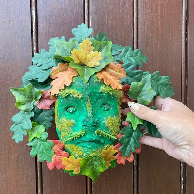 Small Green Man front door wreath - Image 4