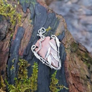 Willow Fairy Dart Elf Stone Pendant