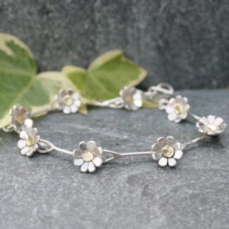 Silver daisy chain bracelet