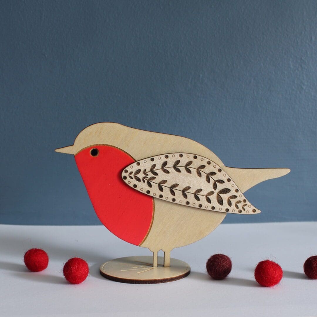 Standing Wooden Robin Christmas Decoration - Etched and Hand Painted - Image 2