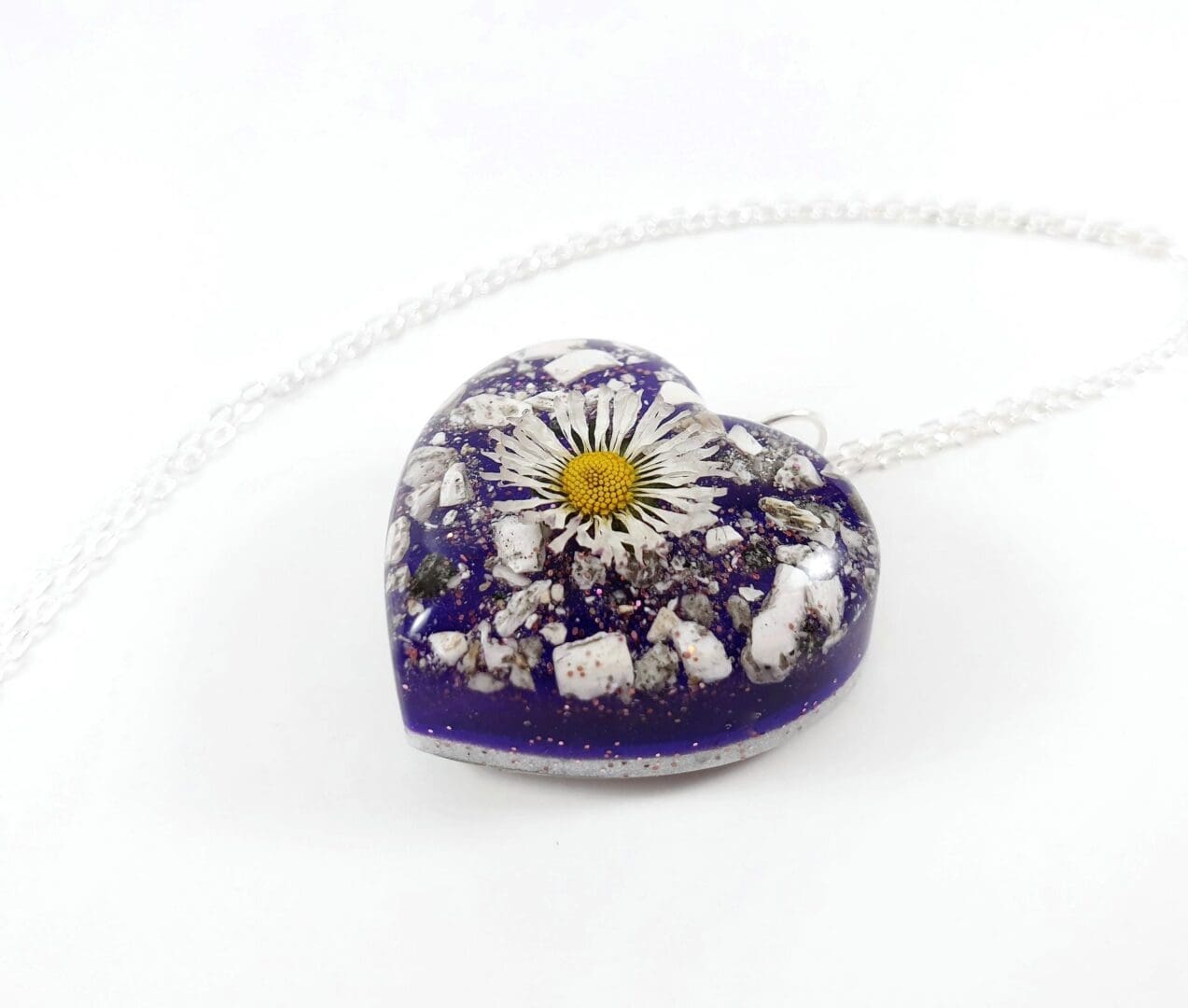 Personalised Double Sided Ashes Keepsake with Daisy Flower - Bespoke Cremation Jewellery - Pet Loss Ashes Jewellery - Image 3