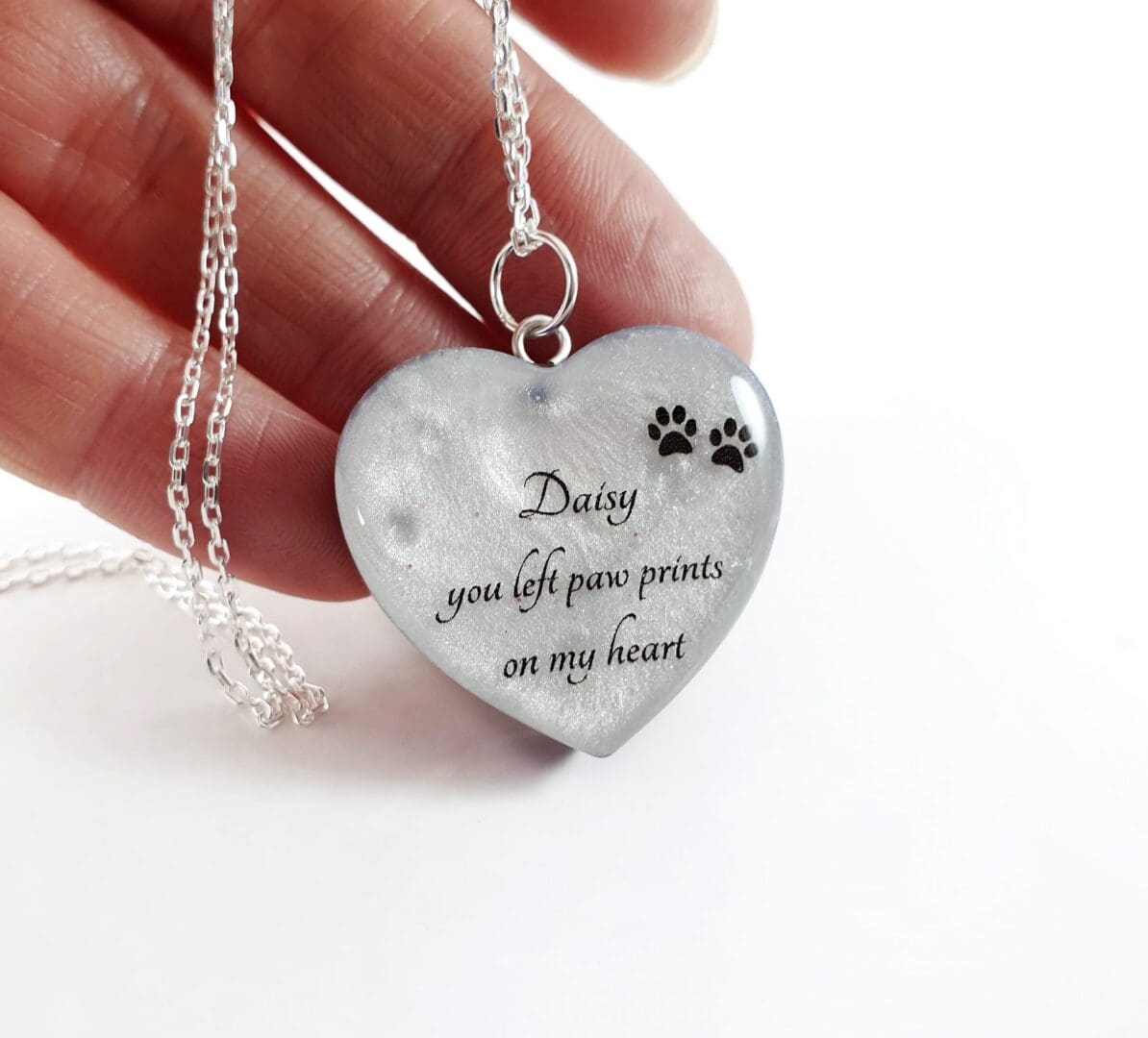 Personalised Double Sided Ashes Keepsake with Daisy Flower - Bespoke Cremation Jewellery - Pet Loss Ashes Jewellery - Image 4