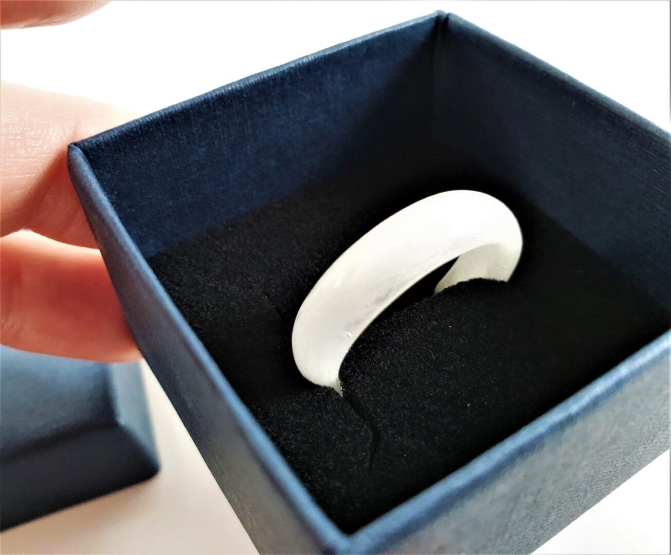 Clear Lock of Hair Memorial Keepsake Ring - Image 5