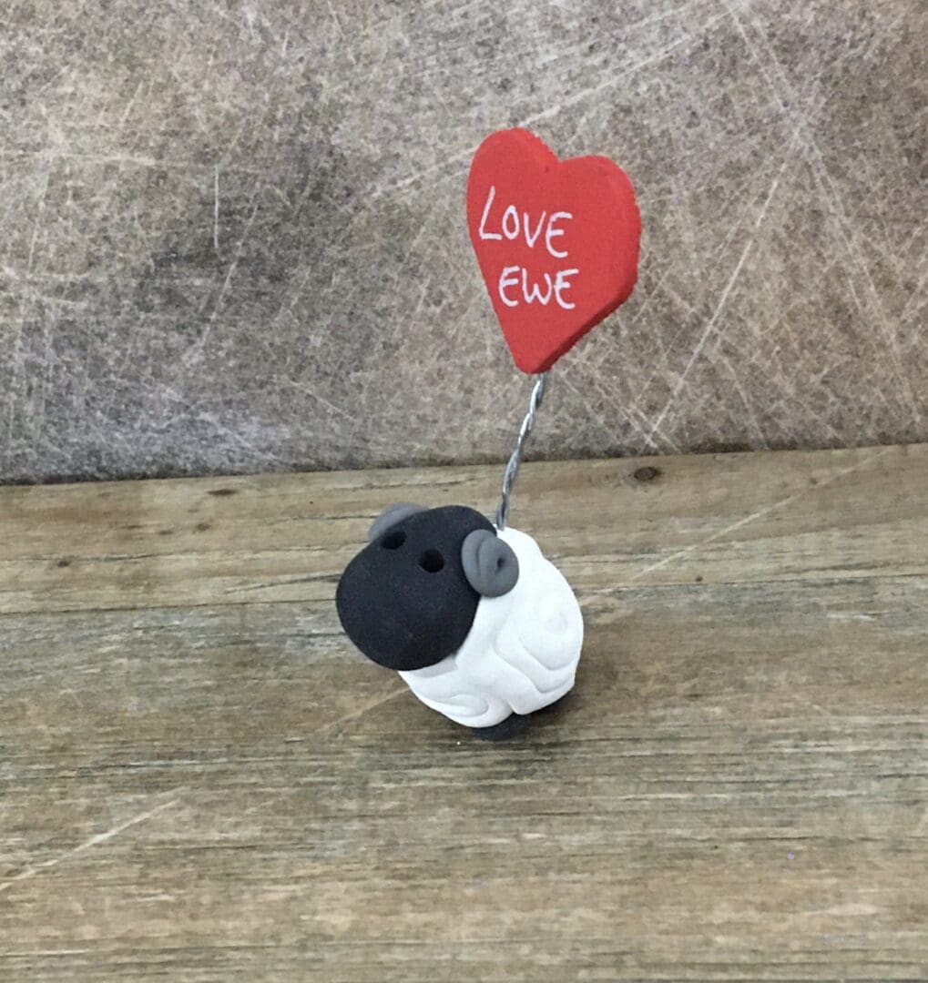 Love Ewe clay figure - Image 5
