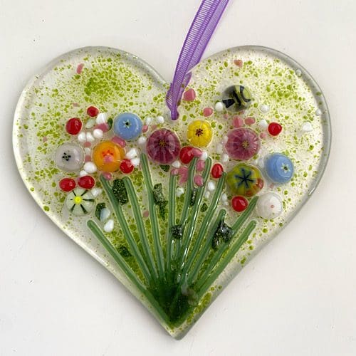 Fused Glass Flower Posy Heart Suncatcher Kit - Image 7