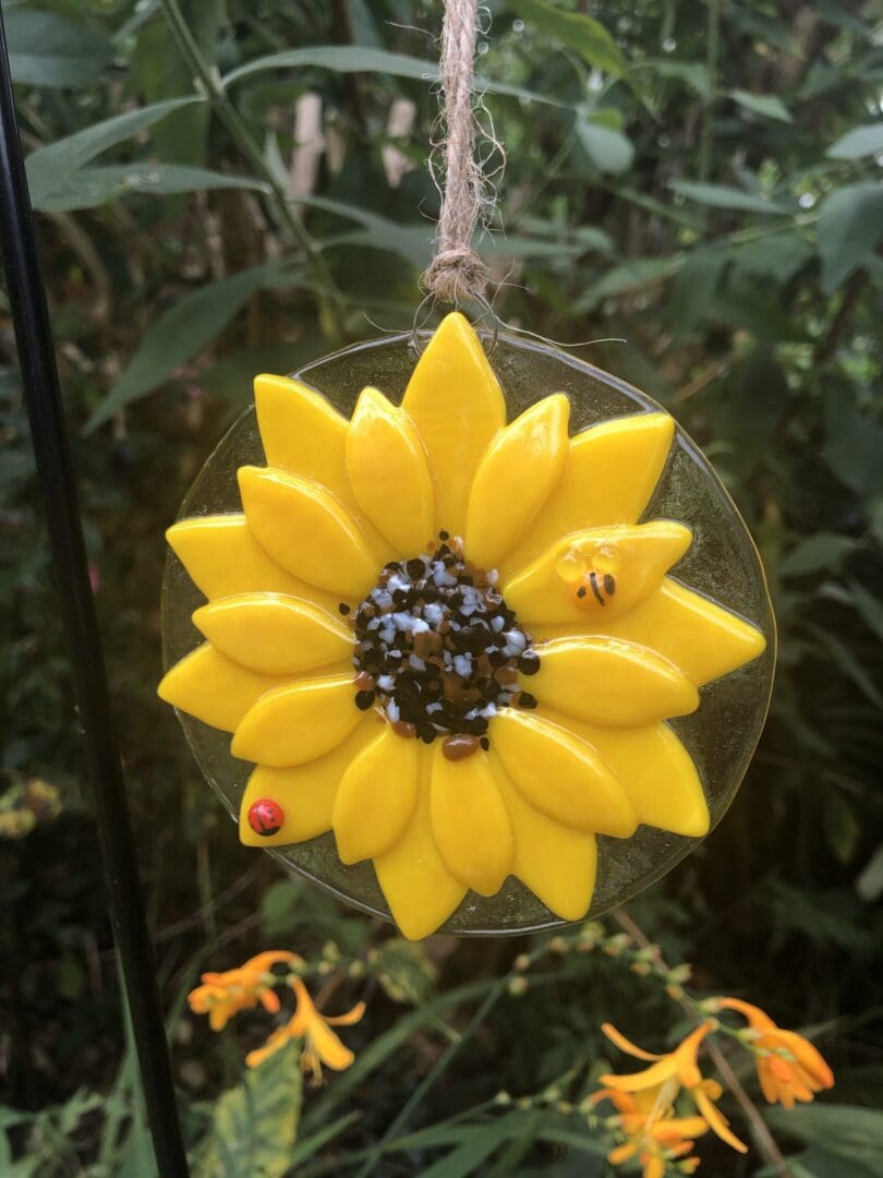 Fused Glass yellow sunflower hanging - Image 3