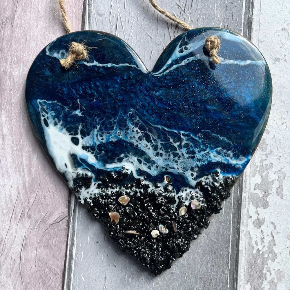 Medium hanging midnight at the beach heart