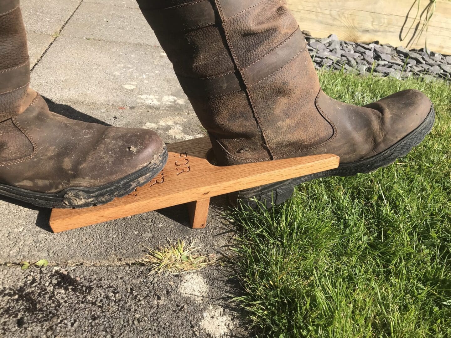 Solid Oak Personalised Boot Jack. - Image 4