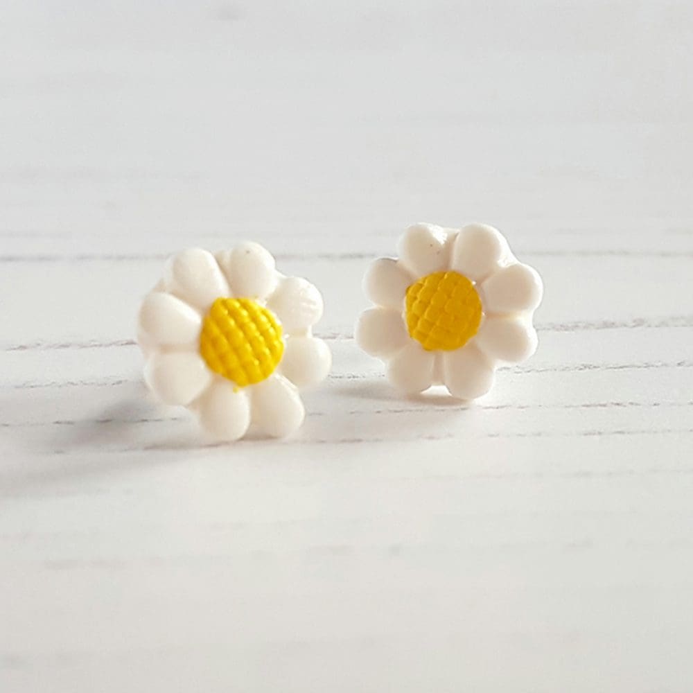 Daisy and Strawberry Summer fruit stud earrings CHOOSE YOUR STYLE - Image 7