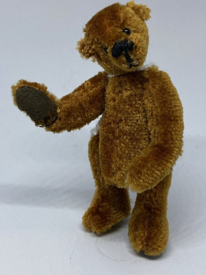 Eustace - Image 7