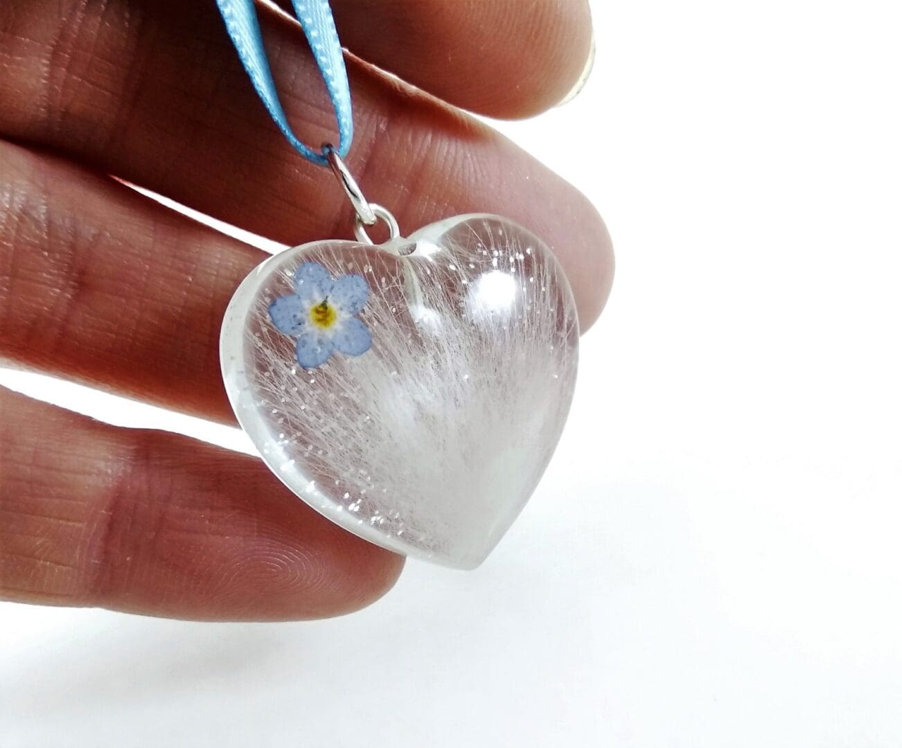 Clear Resin Heart Hair Keepsake with Forget Me Not Flower - Image 2