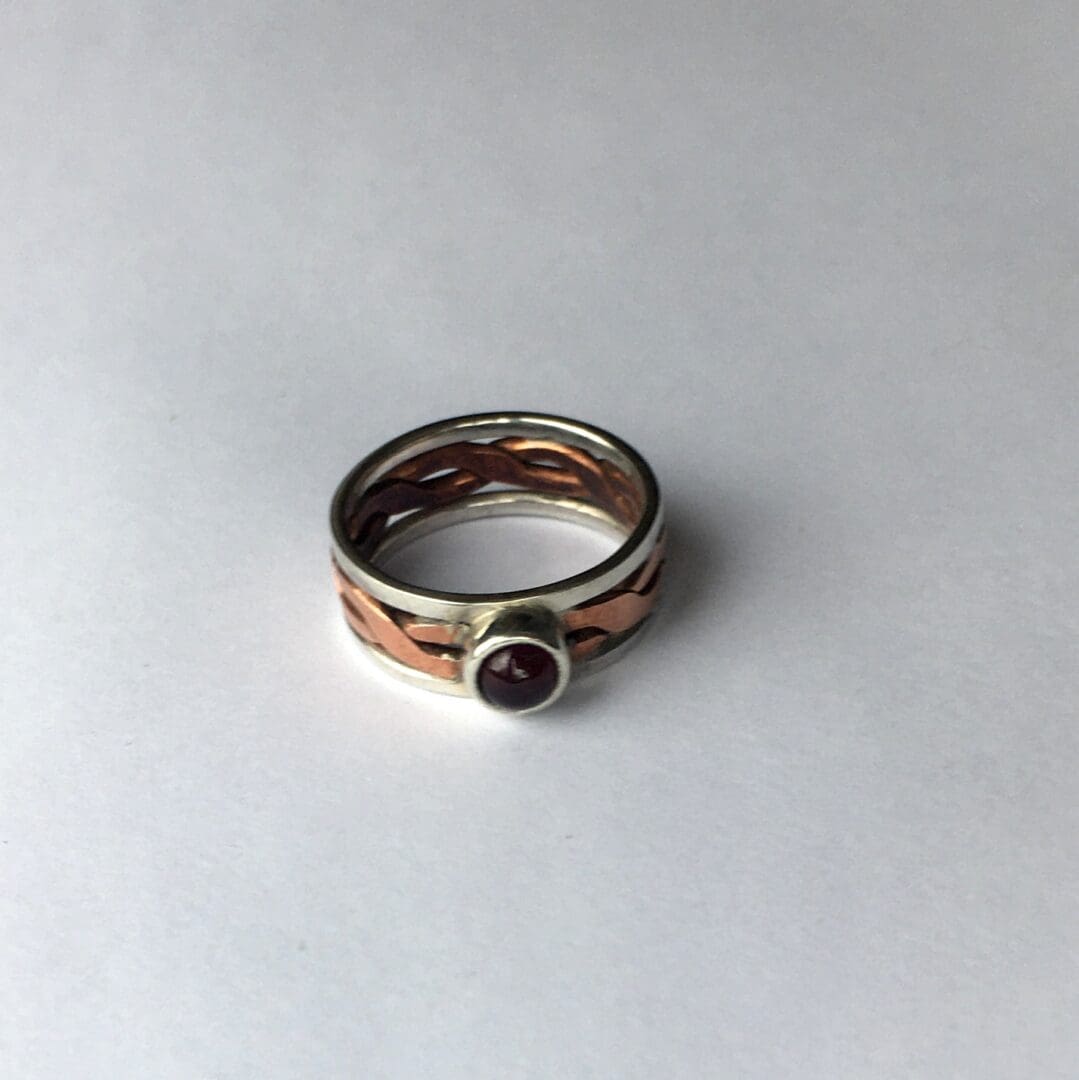 Silver ring with copper twist - Image 8