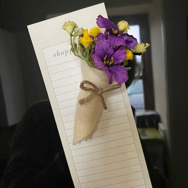 Fridge magnet bouquet of flowers - Image 2