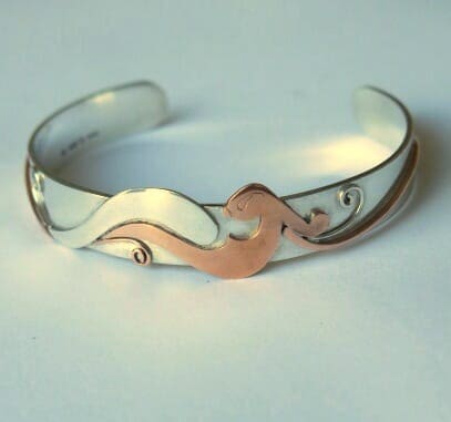 Silver bangle with silver and copper bird - Image 6