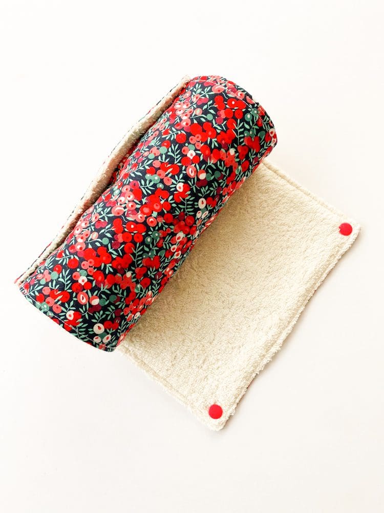 Reusable Kitchen Roll AKA Unpaper Towels - Winter Berries Print - Image 5
