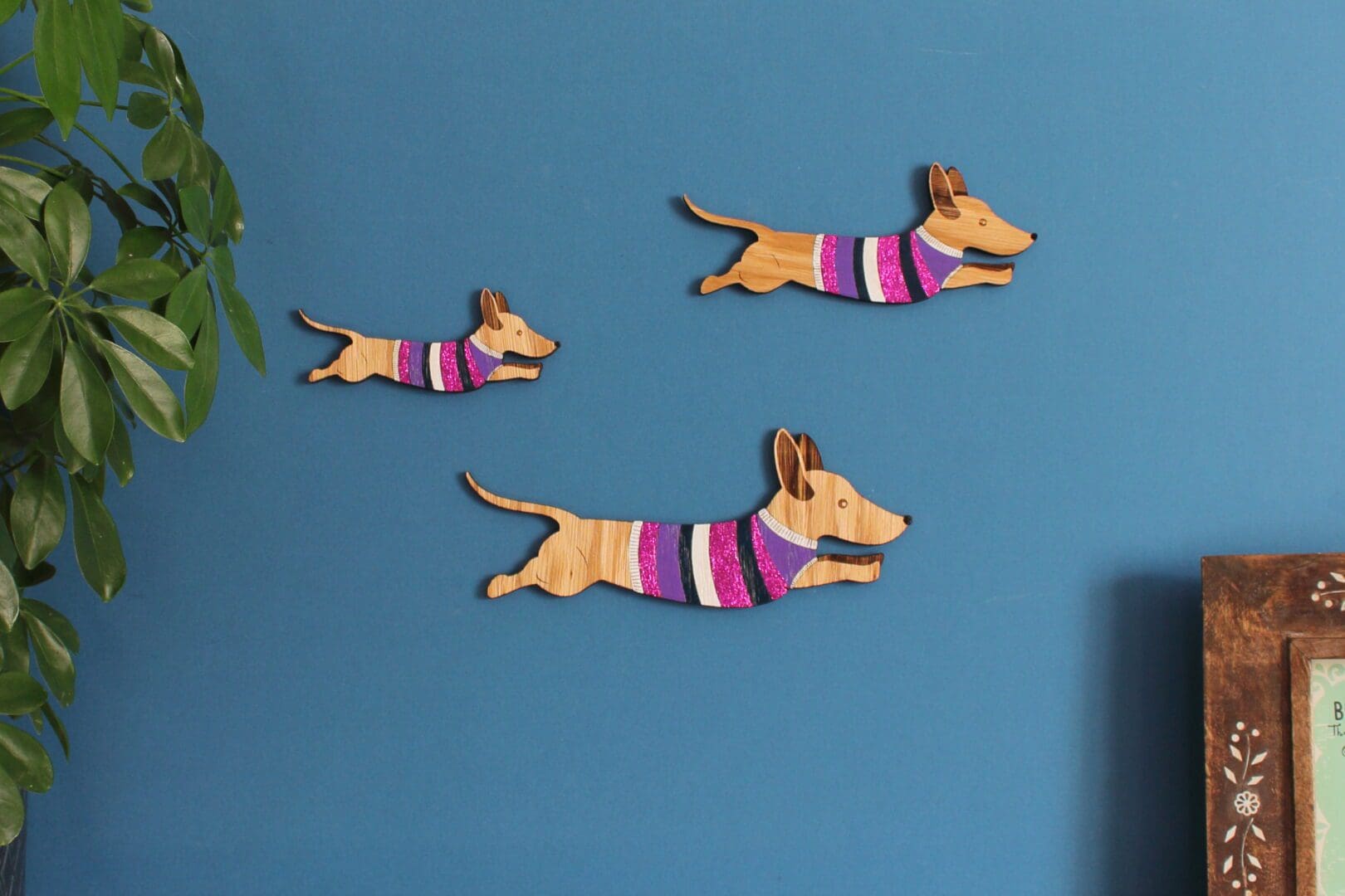 Jumping Sausage Dogs - Wall decor Hangings - Image 4