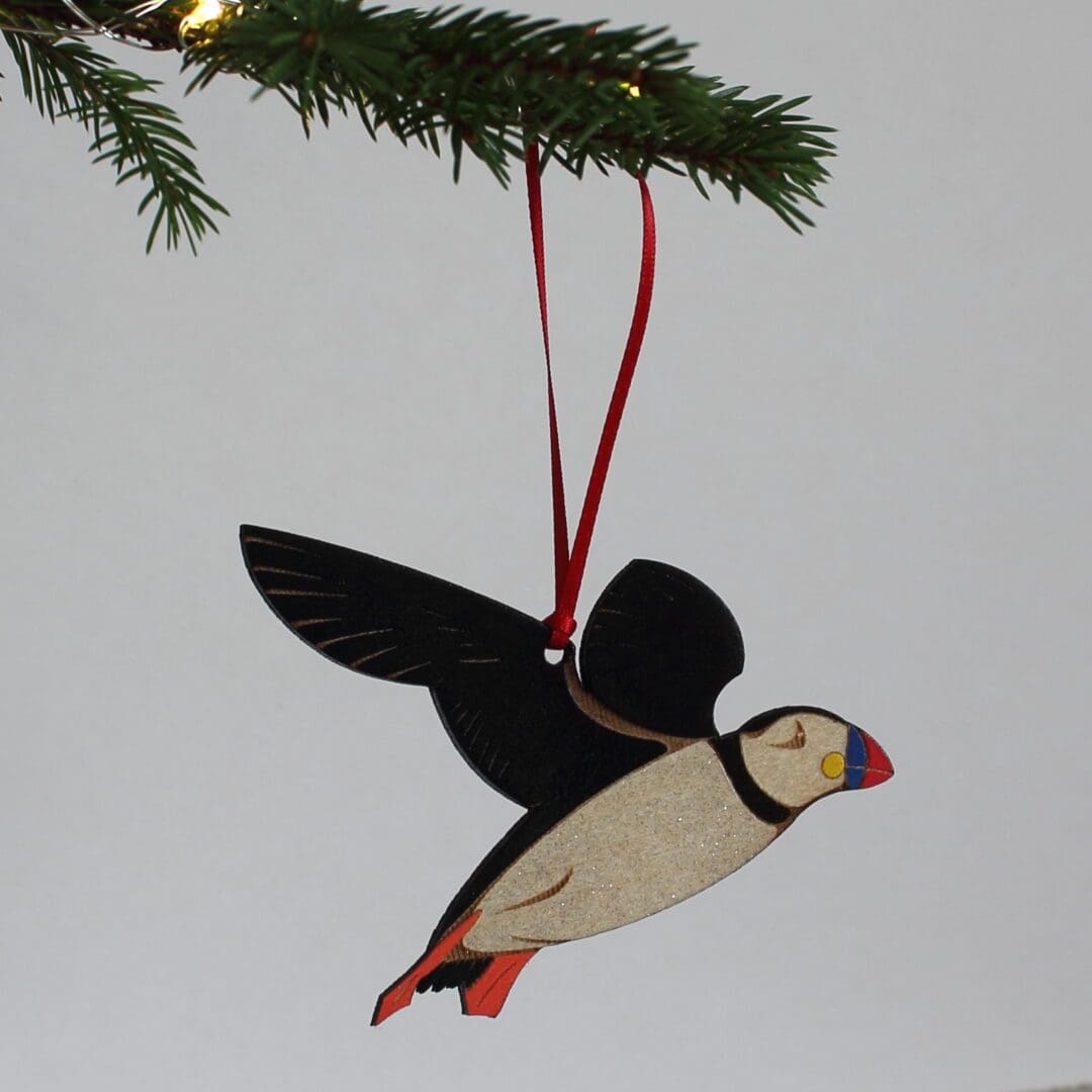 Wooden Puffin Hand Painted Decoration - Image 6