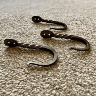 hand forged hook with spiral twist detail. 9cm