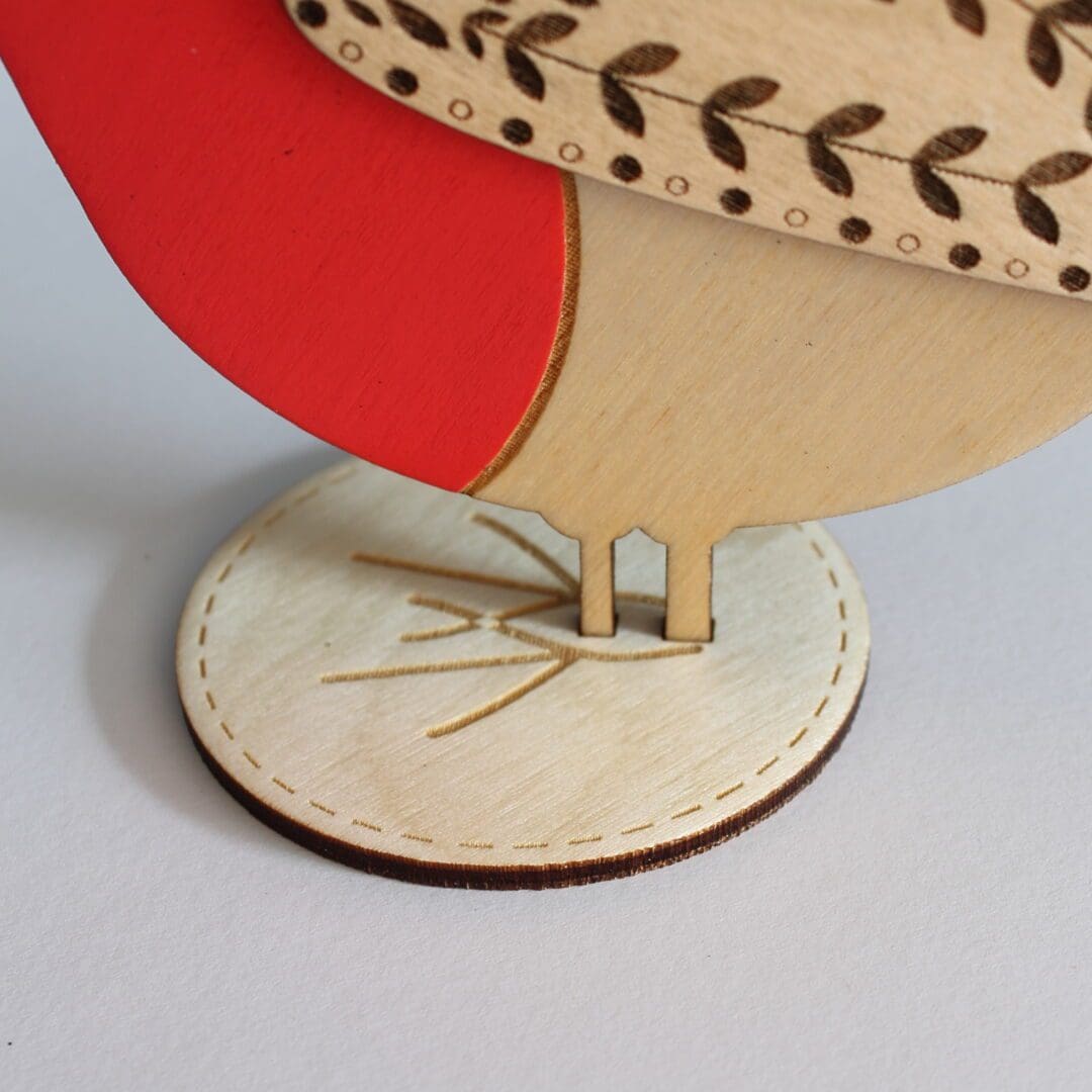 Standing Wooden Robin Christmas Decoration - Etched and Hand Painted - Image 8