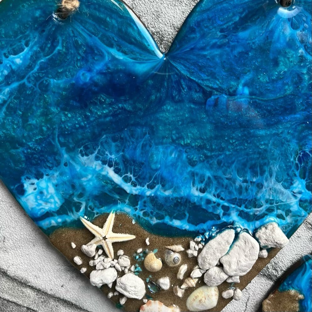 Large hanging beach heart - Image 4