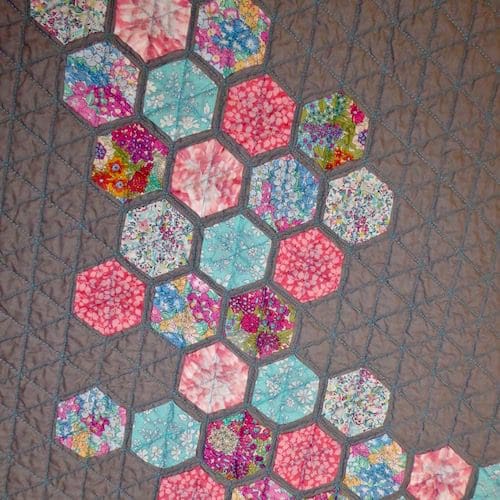 Modern patchwork butterfly baby quilt, 37x41", 94x105cm - Image 2