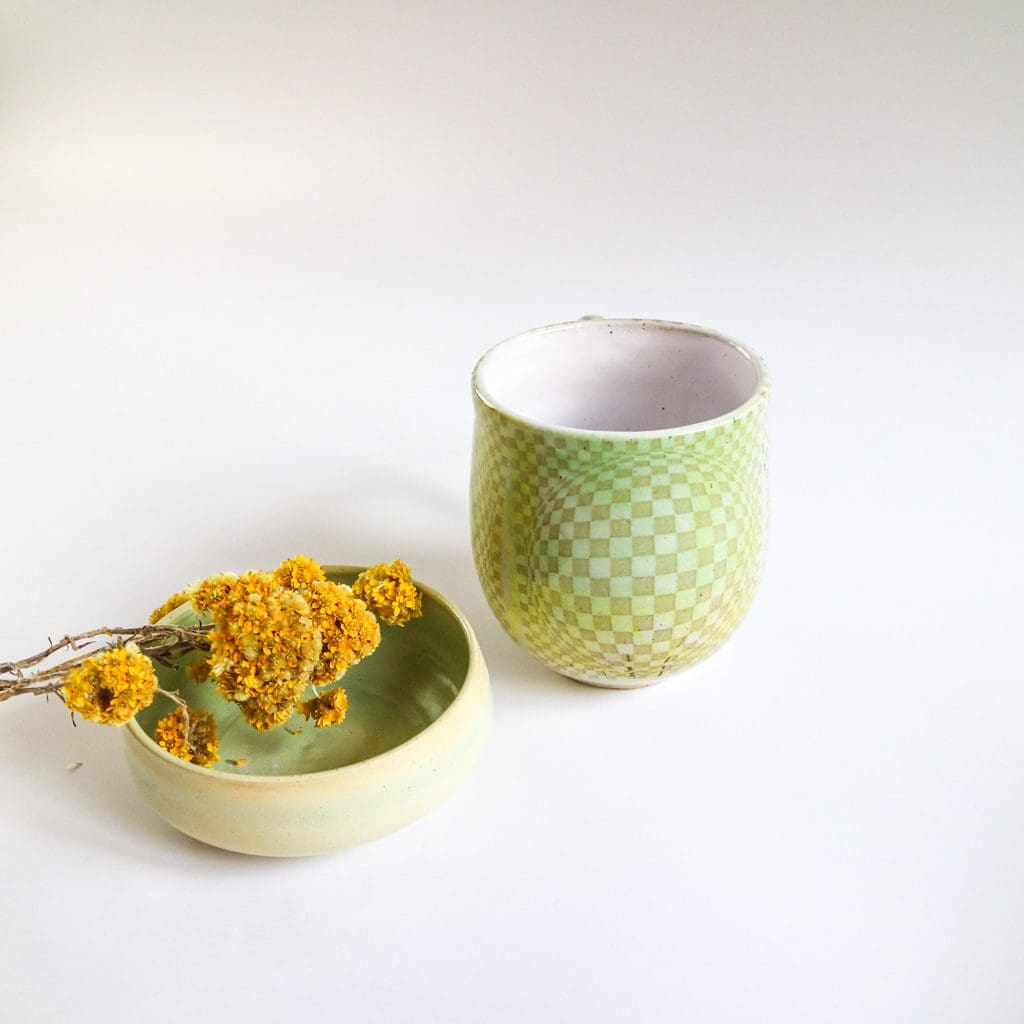 Stoneware Mug in Optical Design