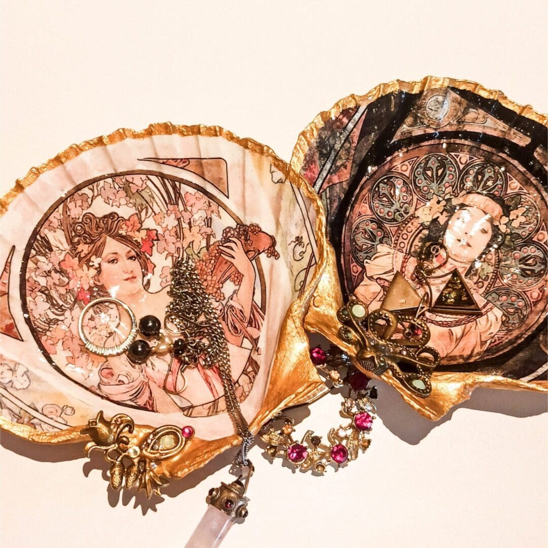 Art Nouveau Style Mucha Decoupaged and Gilded Handcrafted Scallop Shell Trinket Dishes - Image 7