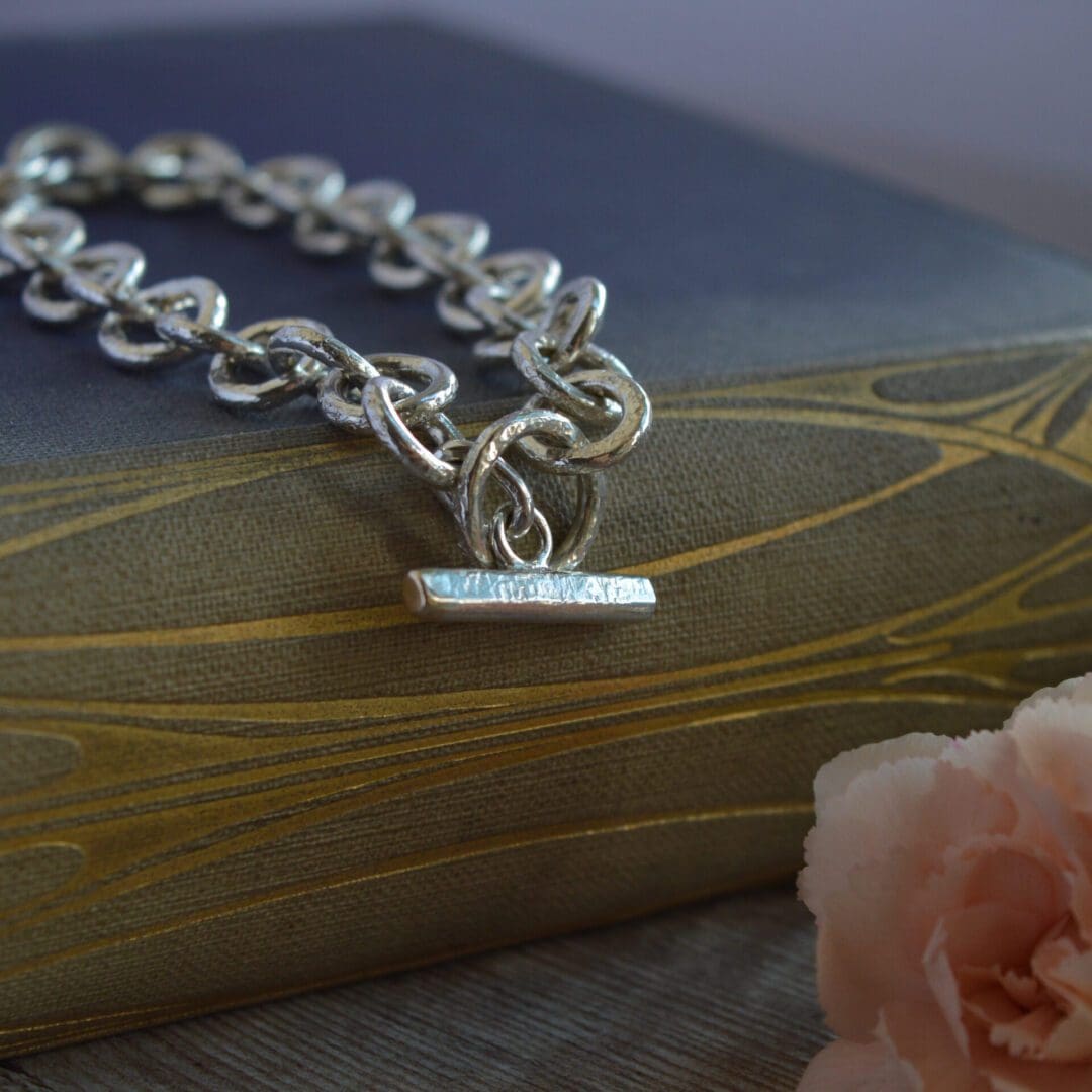 Silver Hammered textured Chain Bracelet - Image 3