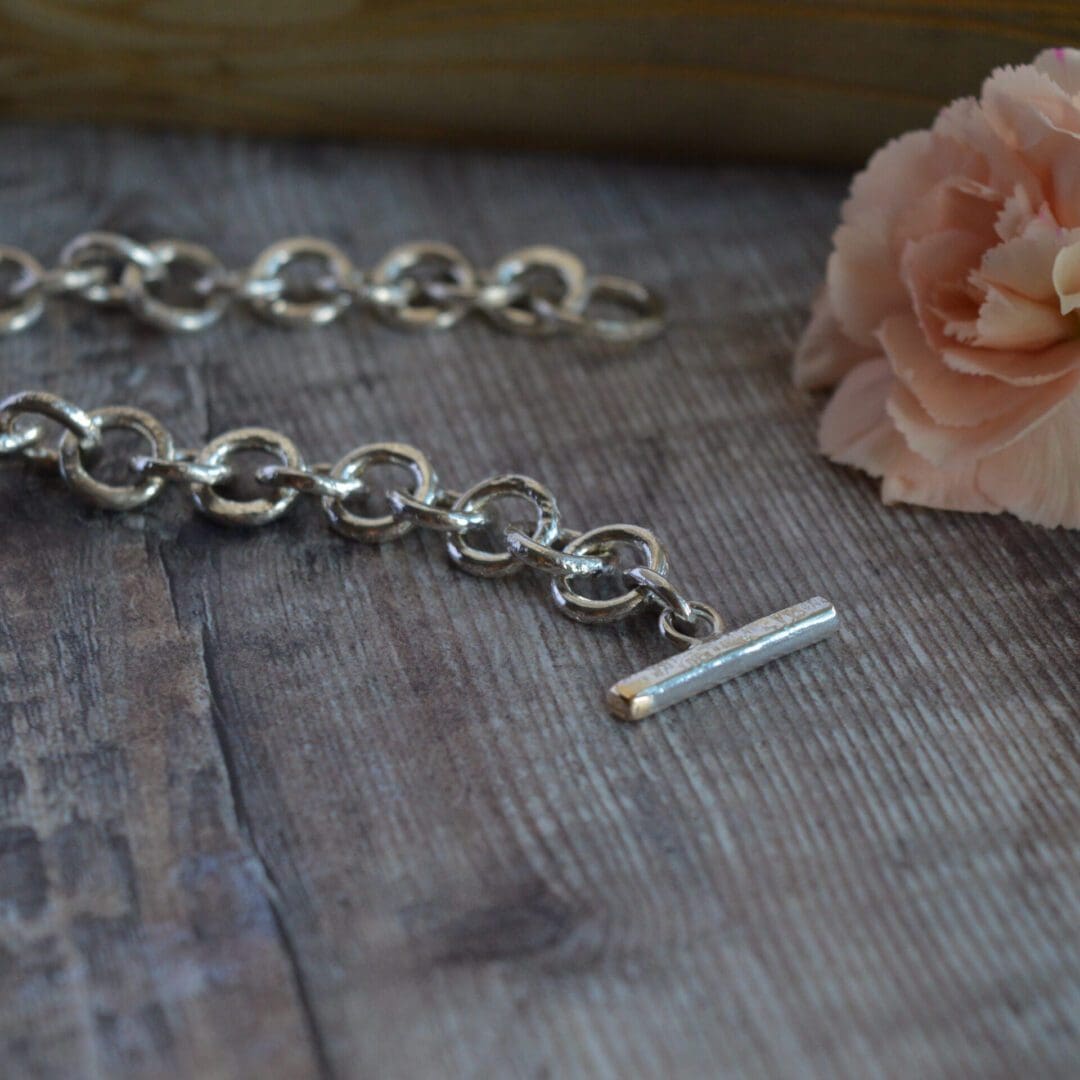 Silver Hammered textured Chain Bracelet - Image 4