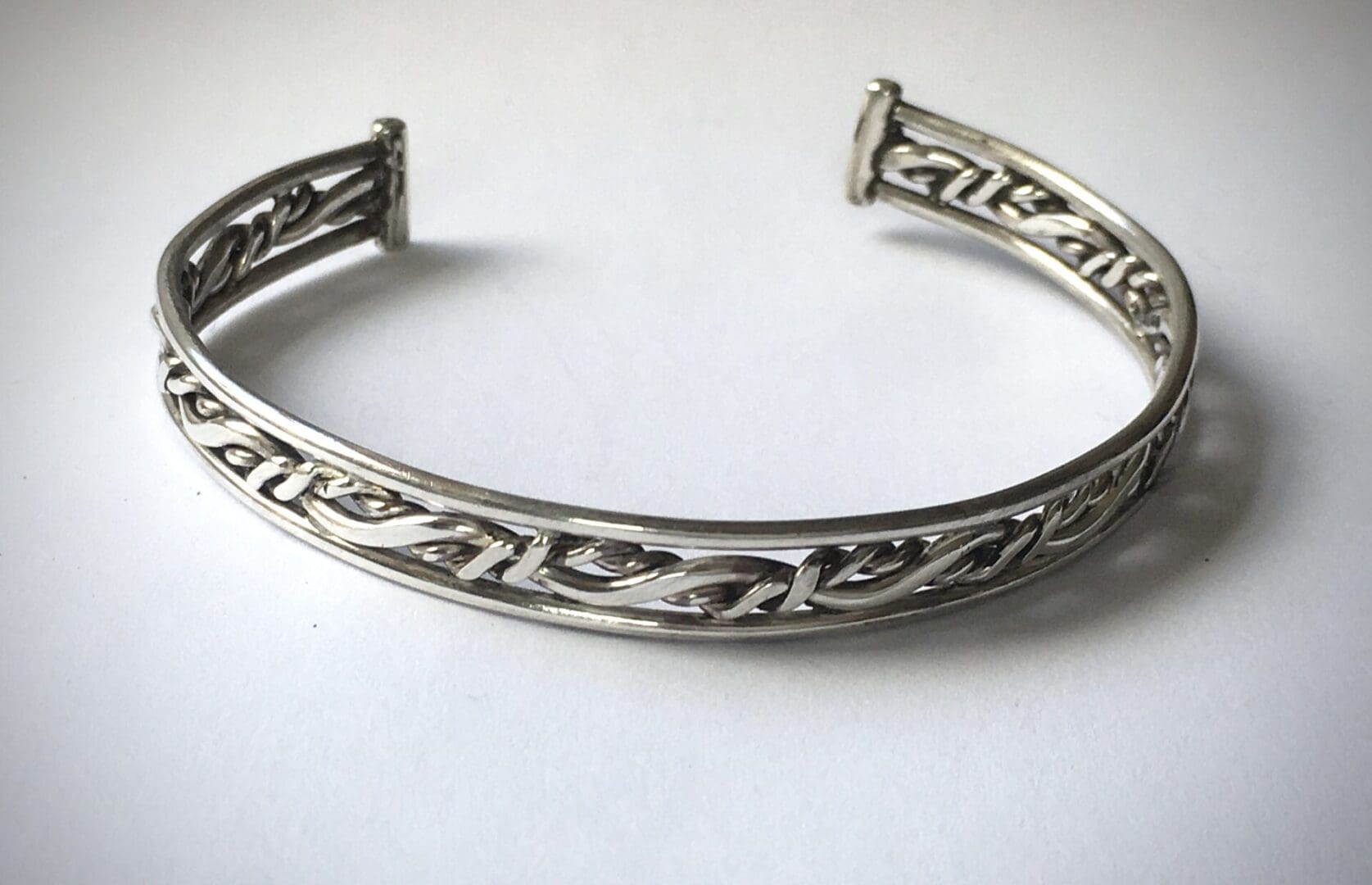 Silver weave bangle - Image 3