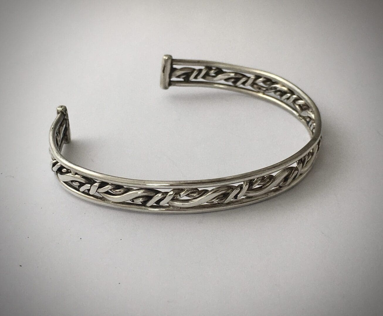 Silver weave bangle
