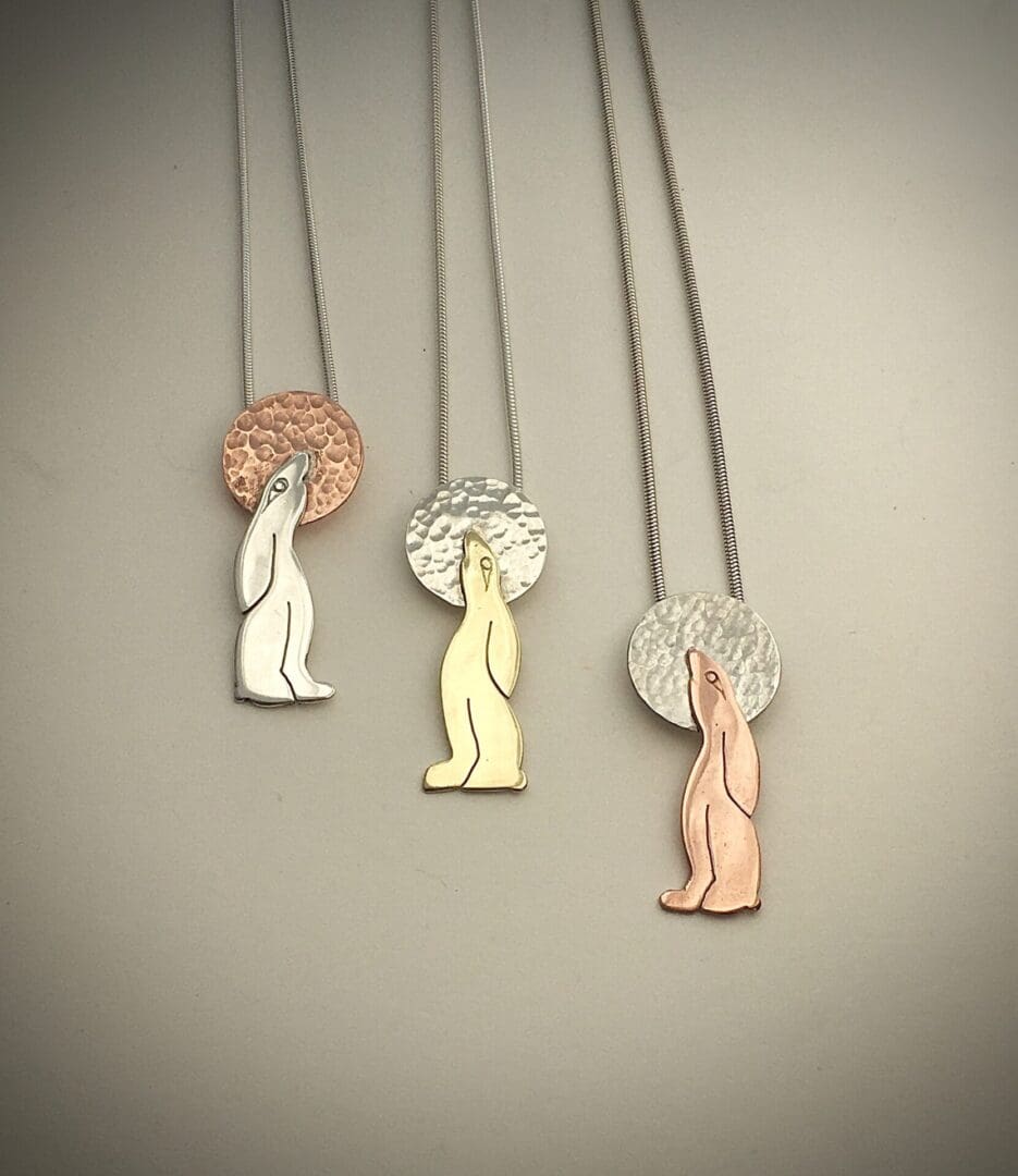 Moongazing Hare Pendant - Image 2