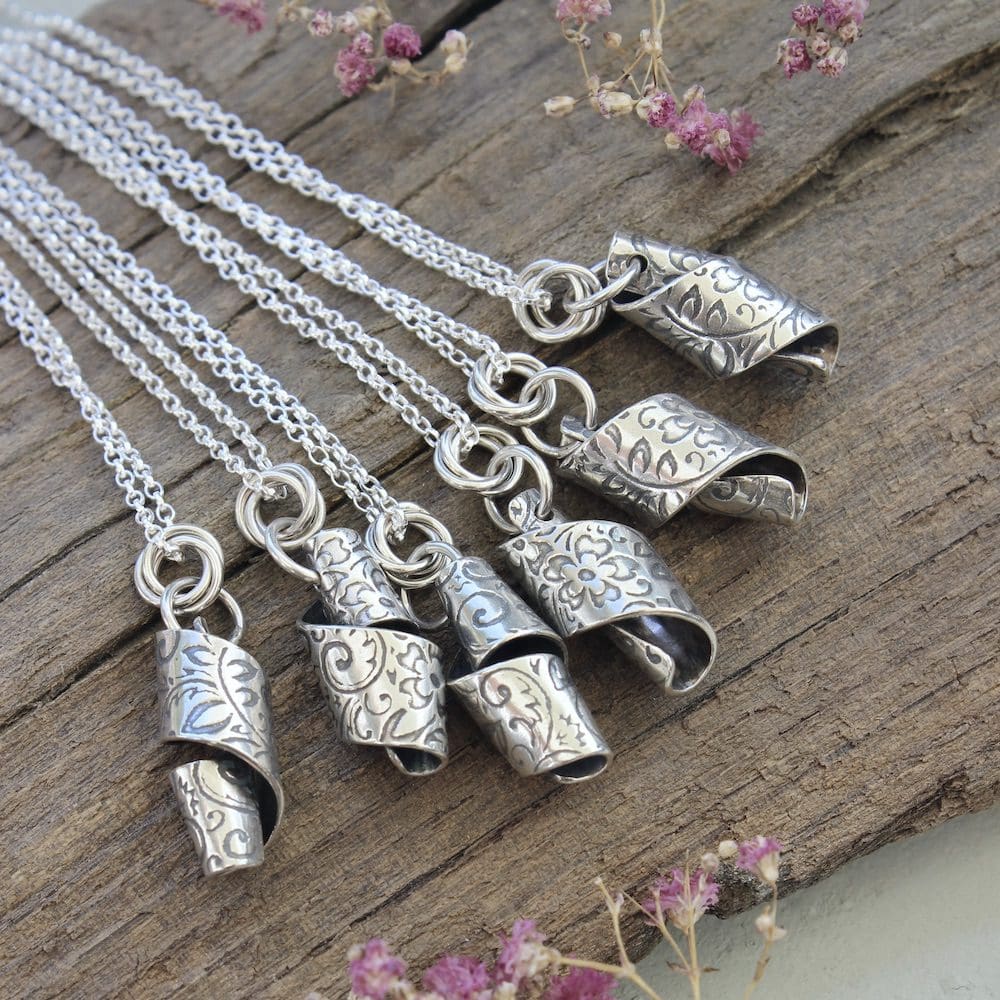 Sterling Silver Twisted Scroll Pendant Necklace - Image 7