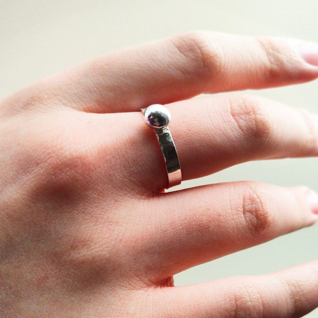 Silver Pearl Ring - Image 3
