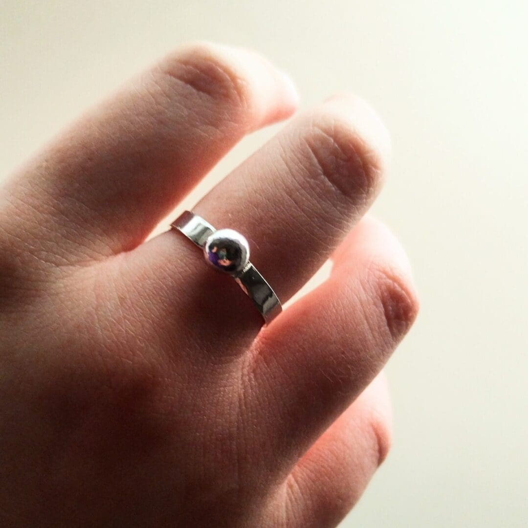 Silver Pearl Ring - Image 2