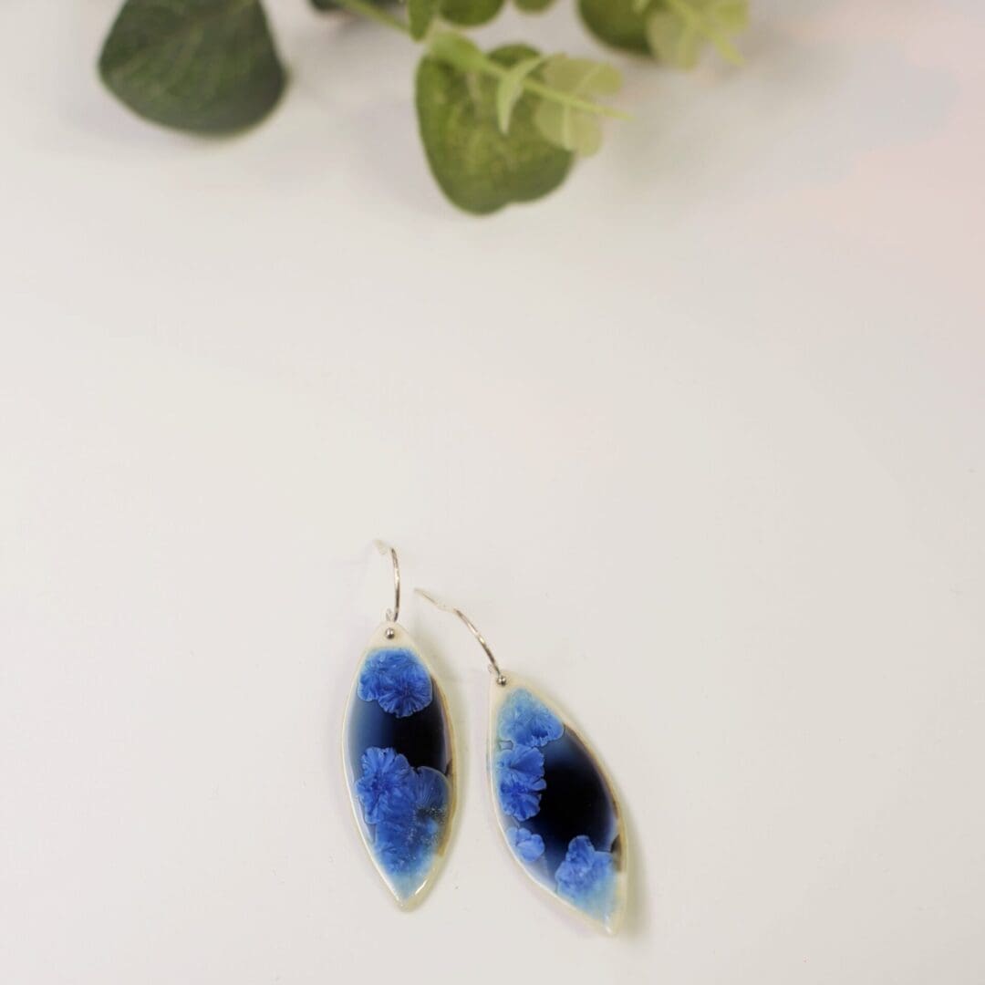Porcelain earrings, white& blue, leaf shape - Image 2