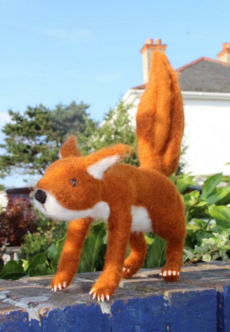 Beautiful posable needle felted red squirrel decorative figure home decor mantelpiece ornament. Perfect gift sculpture for nature lover.