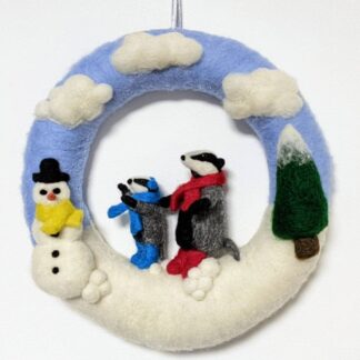 Unique handmade needle felted 30cm Christmas wreath. Badger parent and child in building a snowman theme. Indoor use.